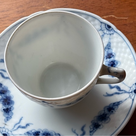 Vintage Bing & Grondahl Empire Demitasse Teacup & Saucer Denmark #108 - Picture 4 of 12